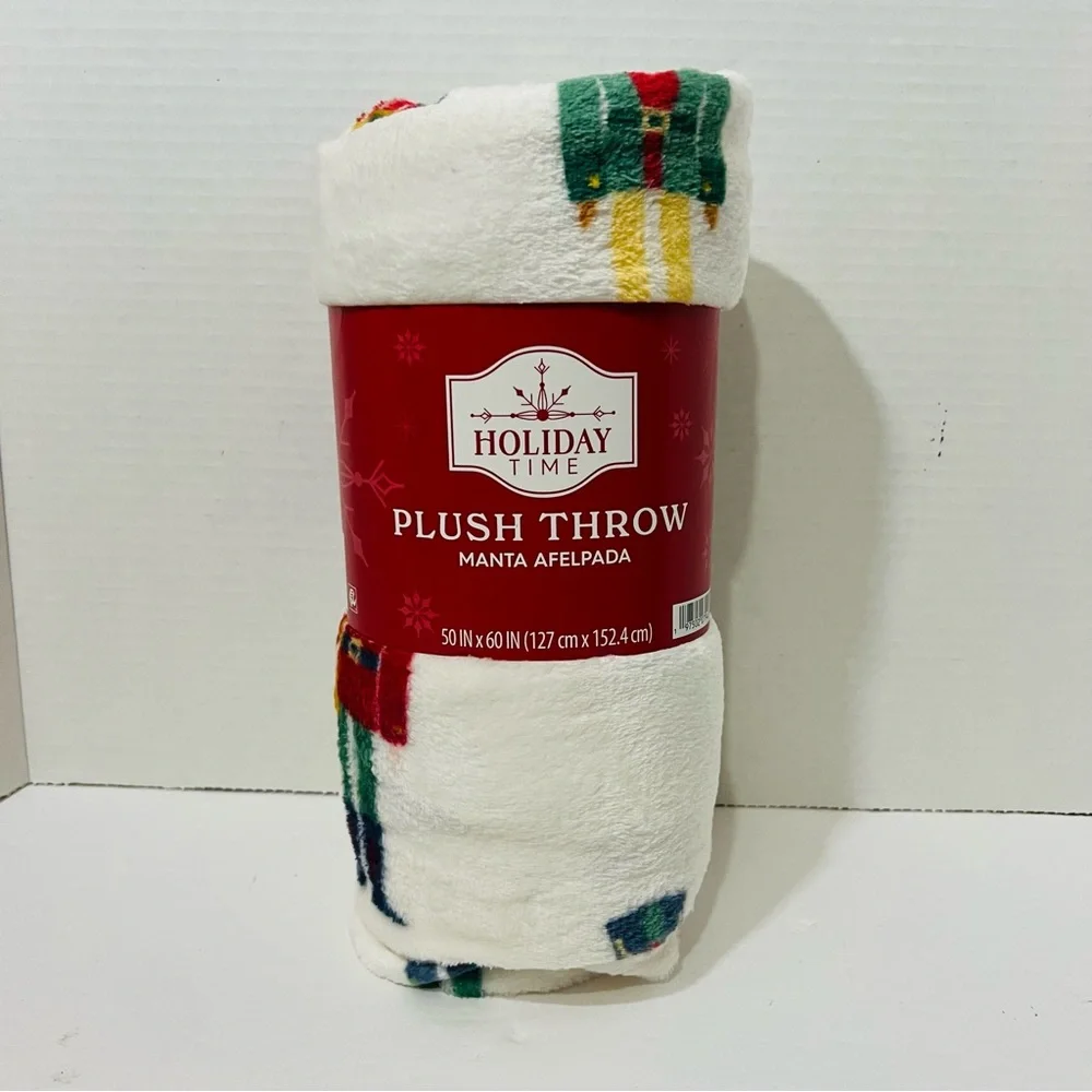 Holiday Time Plush Throw Blanket  Christmas Design 50